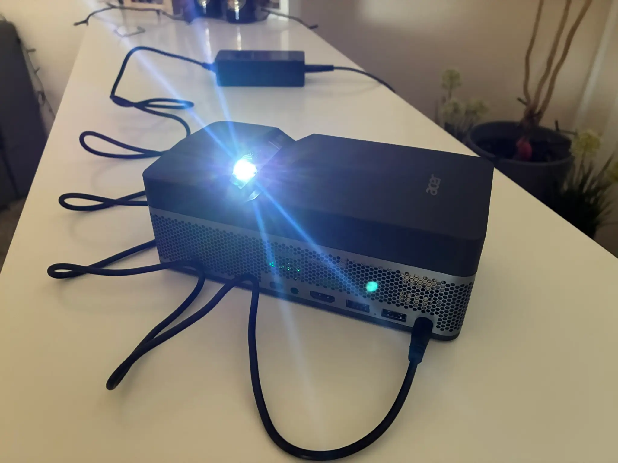 Acer PD1520US Ultrakurzdistanz Mini Beamer