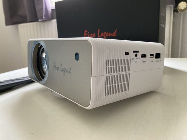 AOpen QF12 in der Seitenansicht